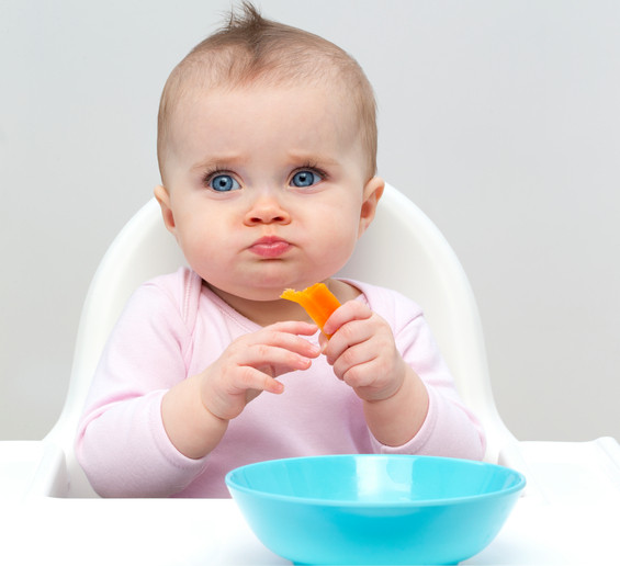 ¿Cuáles son los mejores alimentos para empezar con el baby-led weaning?